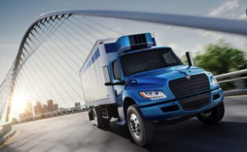 Navistar electric truck