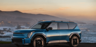 Kia EV9 Wins Midwest Automotive Media Association’s Favorite Plug-In Vehicle Award