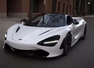 vTune Garage Brings Destroyed Mclaren 720 Back to Life