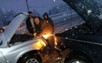 Jumpstarting a car in winter